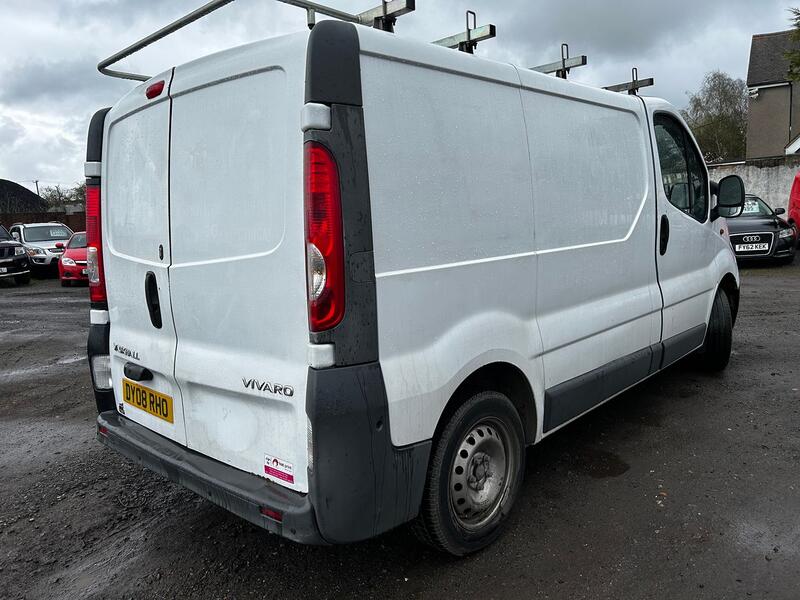 VAUXHALL VIVARO