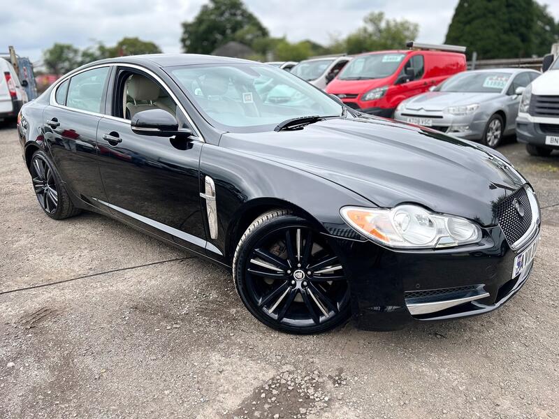 View JAGUAR XF 3.0 d S V6 Portfolio
