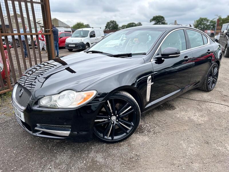 View JAGUAR XF 3.0 d S V6 Portfolio
