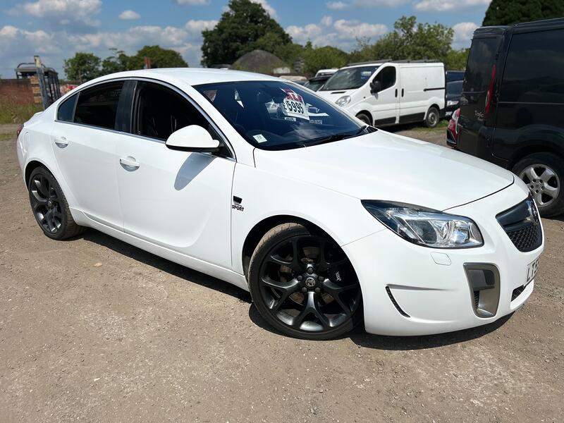 View VAUXHALL INSIGNIA 2.8 i Turbo V6 VXR