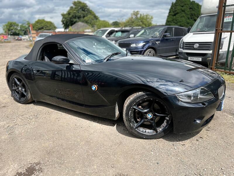 View BMW Z4 3.0 Z4 3.0i SE Roadster