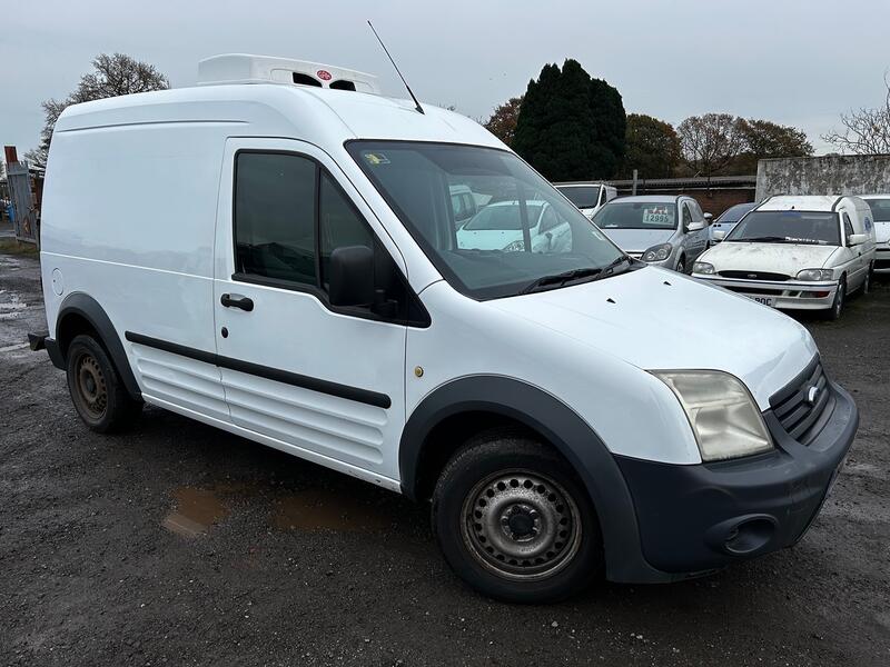 View FORD TRANSIT CONNECT 1.8 TDCi T230
