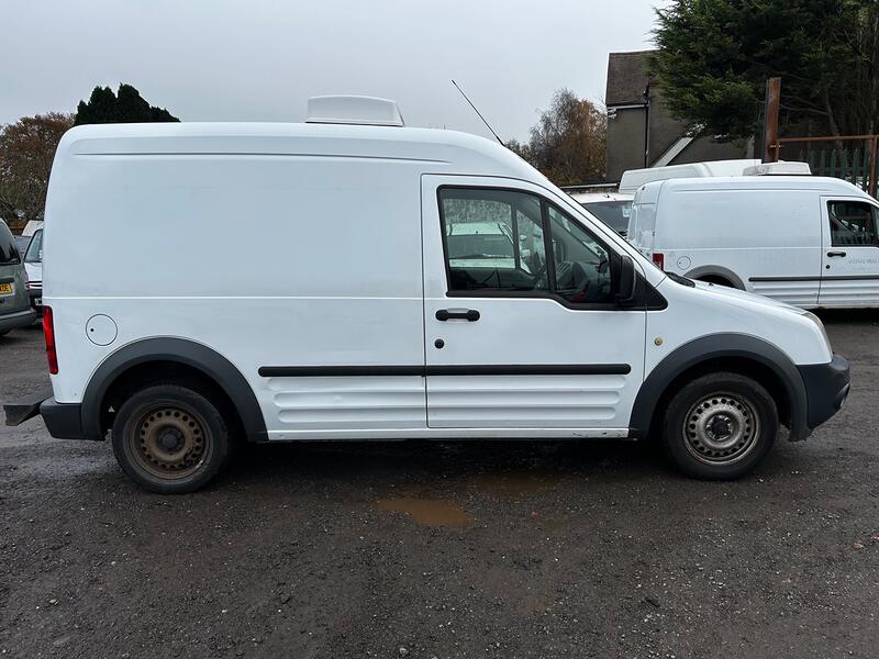 View FORD TRANSIT CONNECT 1.8 TDCi T230