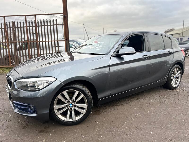 BMW 1 SERIES 1.5 118i Sport 5-door