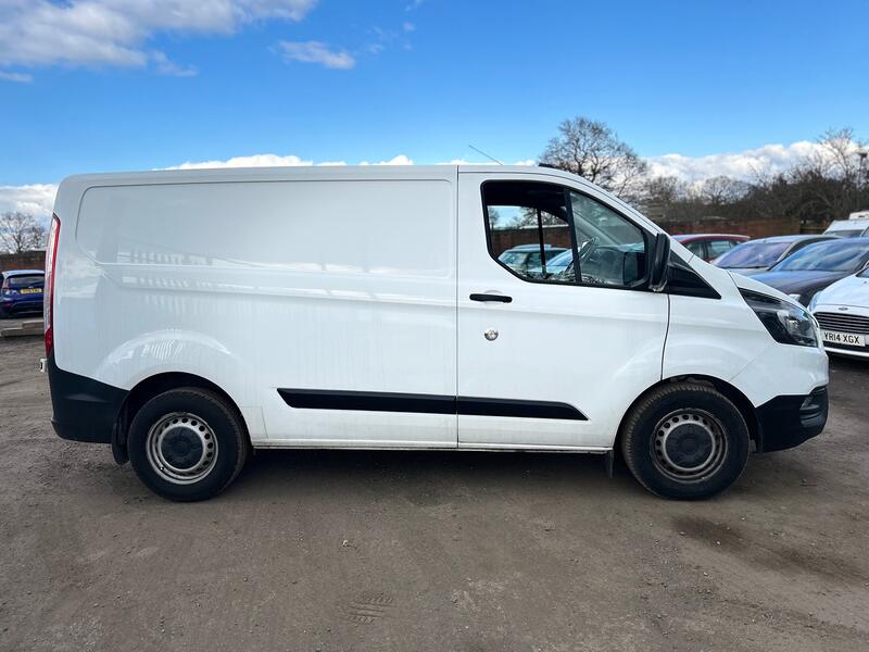 View FORD TRANSIT CUSTOM 2.0 340 EcoBlue Leader
