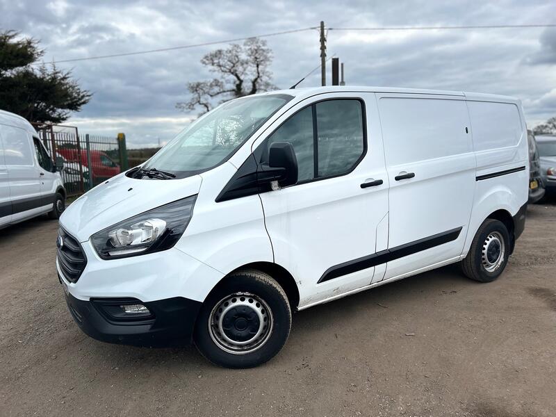 FORD TRANSIT CUSTOM 2.0 340 EcoBlue Leader