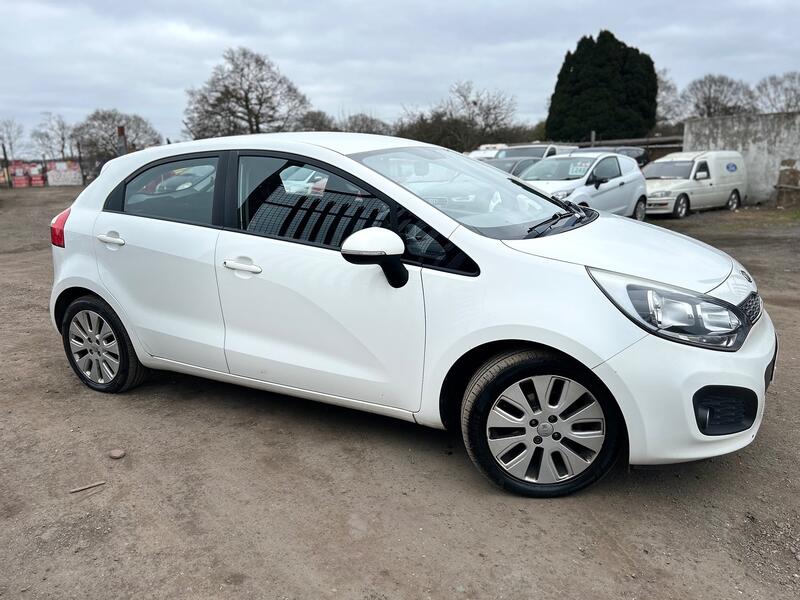 View KIA RIO 1.1 CRDi EcoDynamics 2