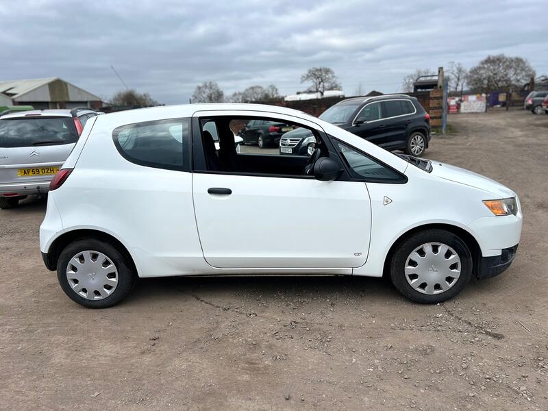 View MITSUBISHI COLT 1.1 CZ1
