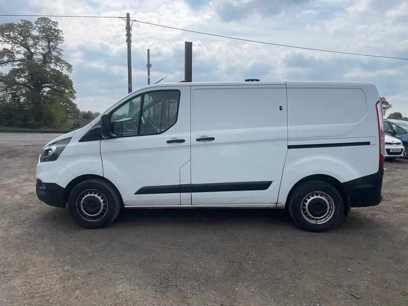 View FORD TRANSIT CUSTOM 2.0 340 EcoBlue Leader