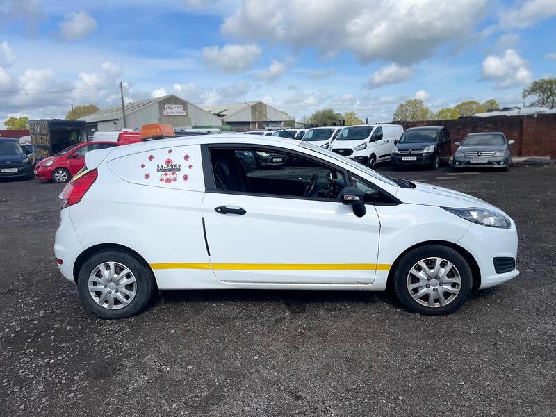 View FORD FIESTA VAN 1.6 TDCi ECOnetic II