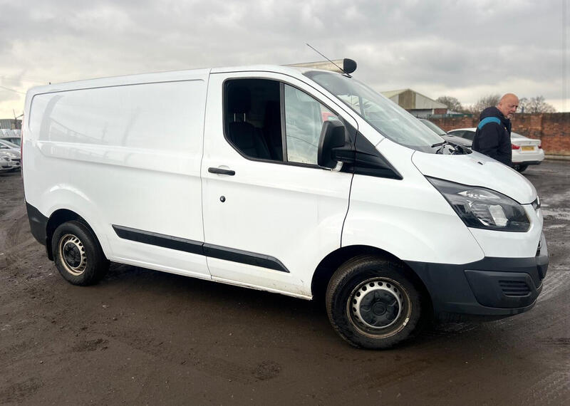 View FORD TRANSIT CUSTOM 2.0 TDCi 270